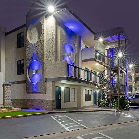 Best Western Courtesy Inn Hotel - Anaheim Resort At The Park Dış mekan fotoğraf
