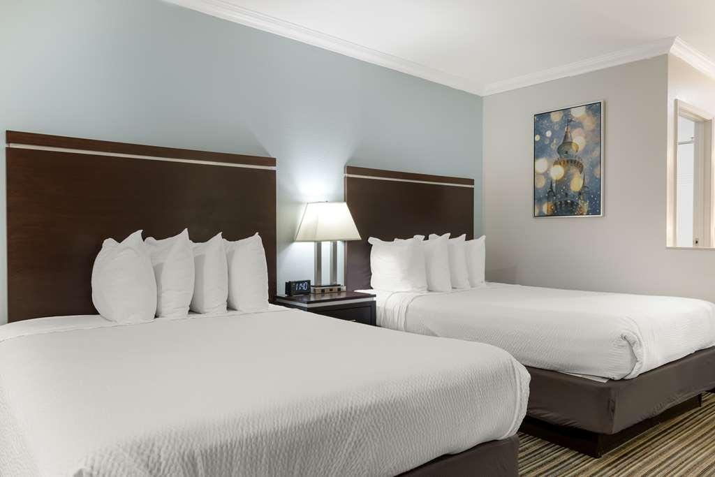 Best Western Courtesy Inn Hotel - Anaheim Resort At The Park Oda fotoğraf