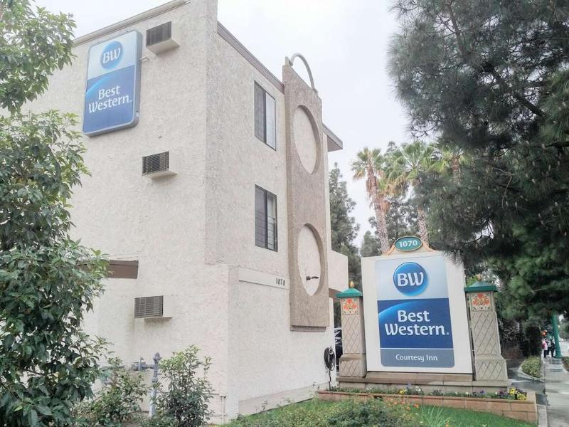 Best Western Courtesy Inn Hotel - Anaheim Resort At The Park Dış mekan fotoğraf